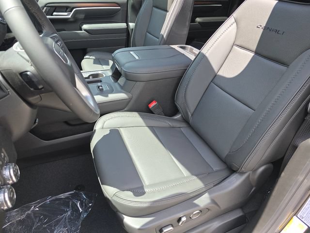 New 2026 GMC Sierra 3500 Denali w/ Denali Reserve Package AWD/4WD image 27