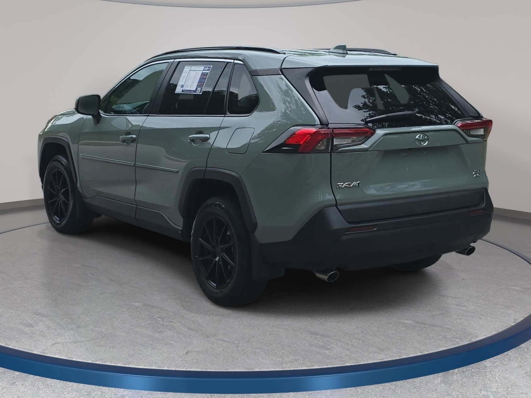 Used 2020 Toyota RAV4 XLE w/ Convenience Package AWD/4WD image 7