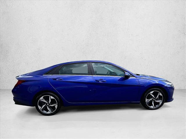 Used 2023 Hyundai Elantra Limited FWD image 5