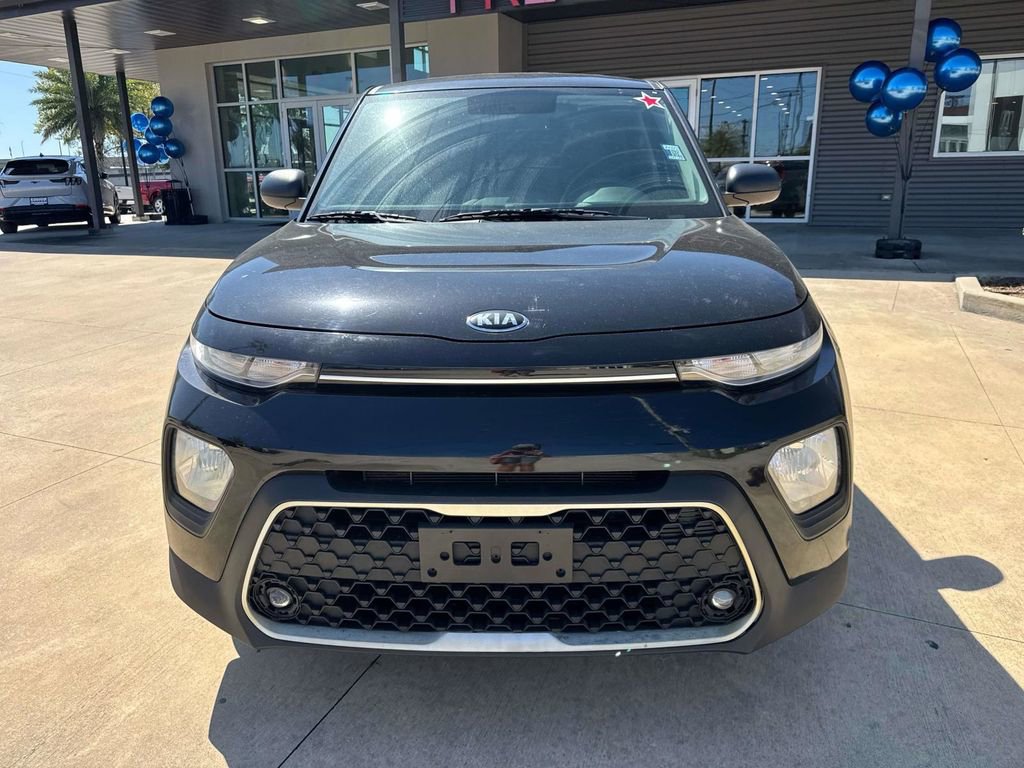 Used 2021 Kia Soul LX image 3