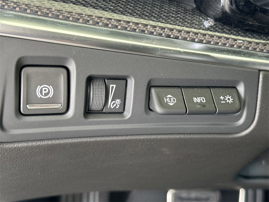 New 2025 Cadillac XT5 Sportv w/ Technology Package image 21