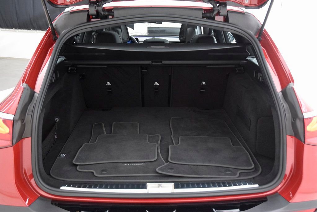 Used 2025 Mercedes-Benz E 450 4MATIC All-Terrain Wagon image 31