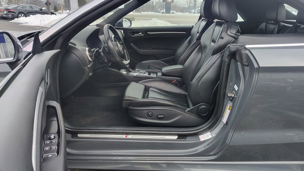 Used 2018 Audi A3 2.0T Premium Plus w/ Premium Plus Package image 13