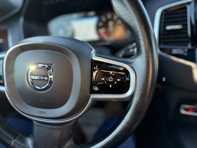 Used 2018 Volvo XC90 T6 Momentum w/ Convenience Package image 16