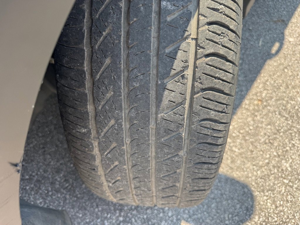 Used 2015 Ford Escape SE image 16