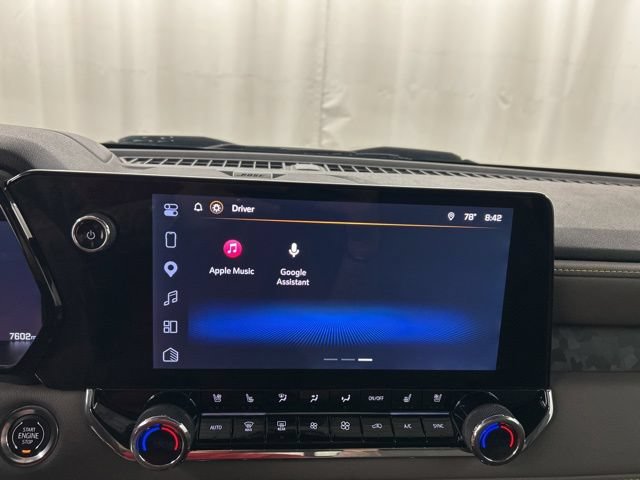 Used 2025 Chevrolet Colorado ZR2 w/ Technology Package AWD/4WD image 17