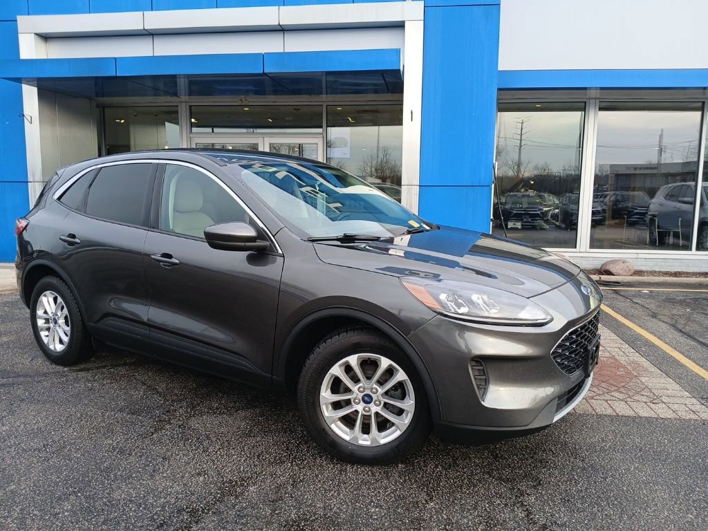 Used 2020 Ford Escape SE image 10