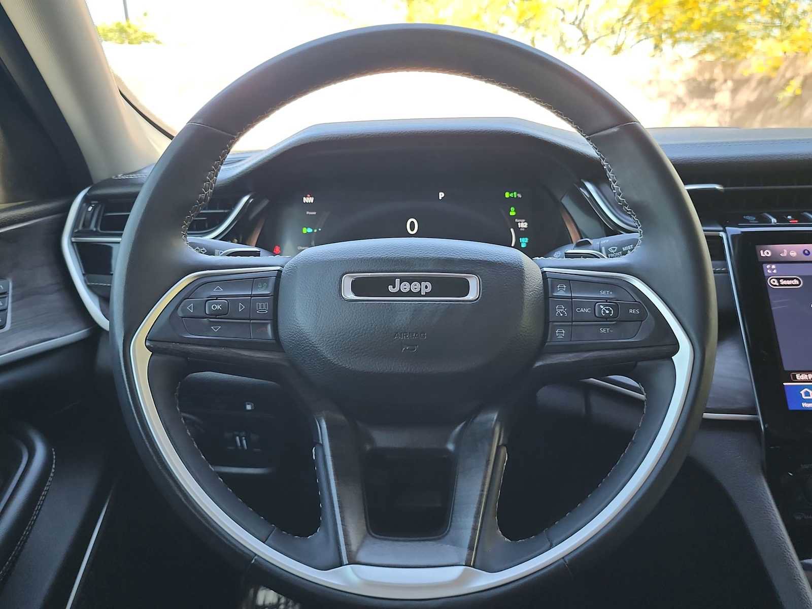 Used 2024 Jeep Grand Cherokee Limited 4xe AWD/4WD image 19