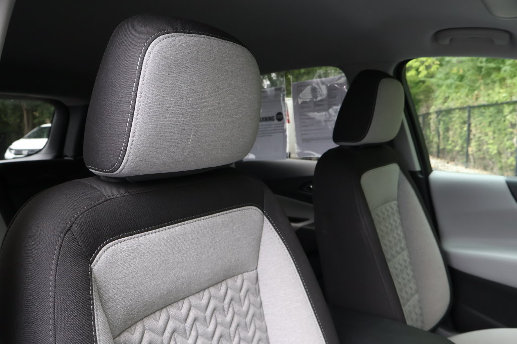 Certified 2024 Chevrolet Equinox LS w/ LS Convenience Package FWD image 40