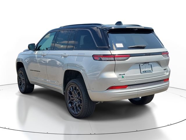 New 2026 Jeep Grand Cherokee Summit w/ Obsidian Package AWD/4WD image 3