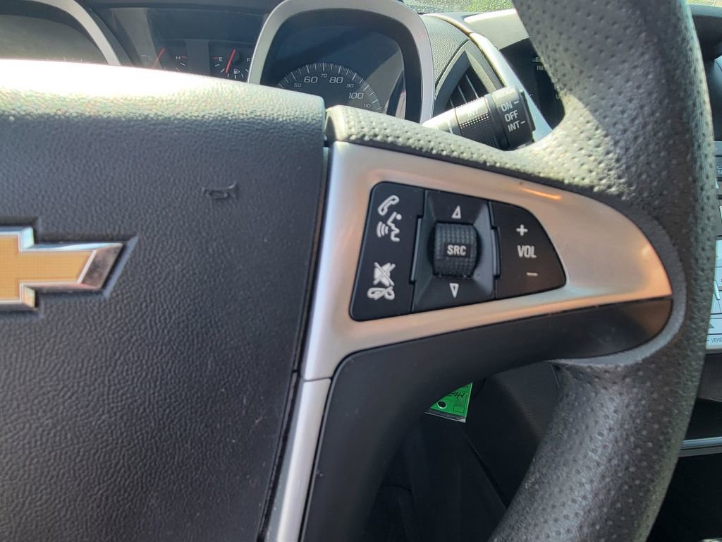 Used 2017 Chevrolet Equinox LT FWD image 21