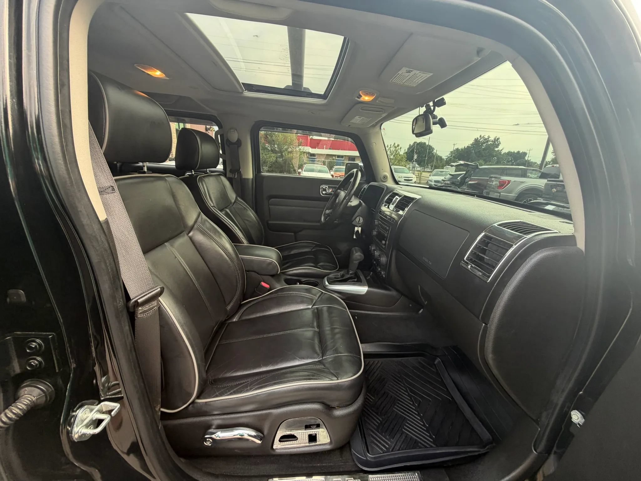 Used 2009 HUMMER H3T Luxury AWD/4WD image 23