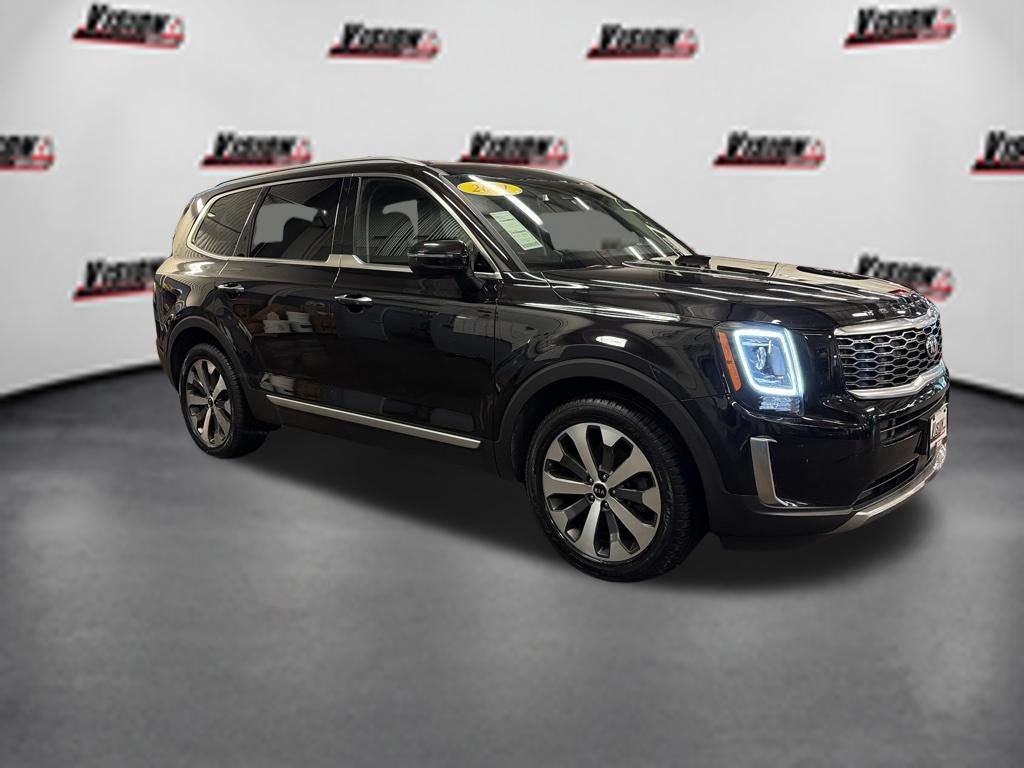 Used 2021 Kia Telluride S AWD/4WD image 3