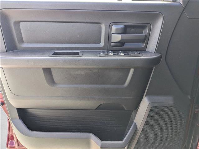 Used 2018 RAM 2500 Tradesman w/ Chrome Appearance Group image 8