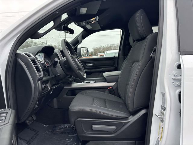New 2026 RAM 1500 Express AWD/4WD image 5