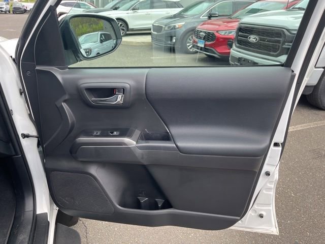 Used 2023 Toyota Tacoma TRD Sport w/ Black Out Package (TMS) AWD/4WD image 20