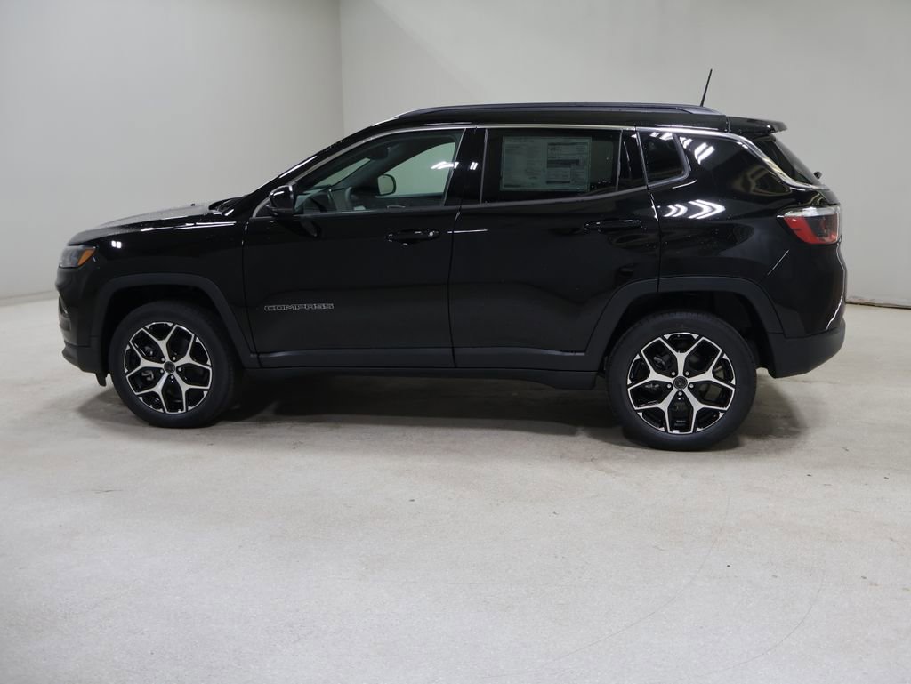 New 2026 Jeep Compass Limited w/ Mopar All Weather Package AWD/4WD image 4