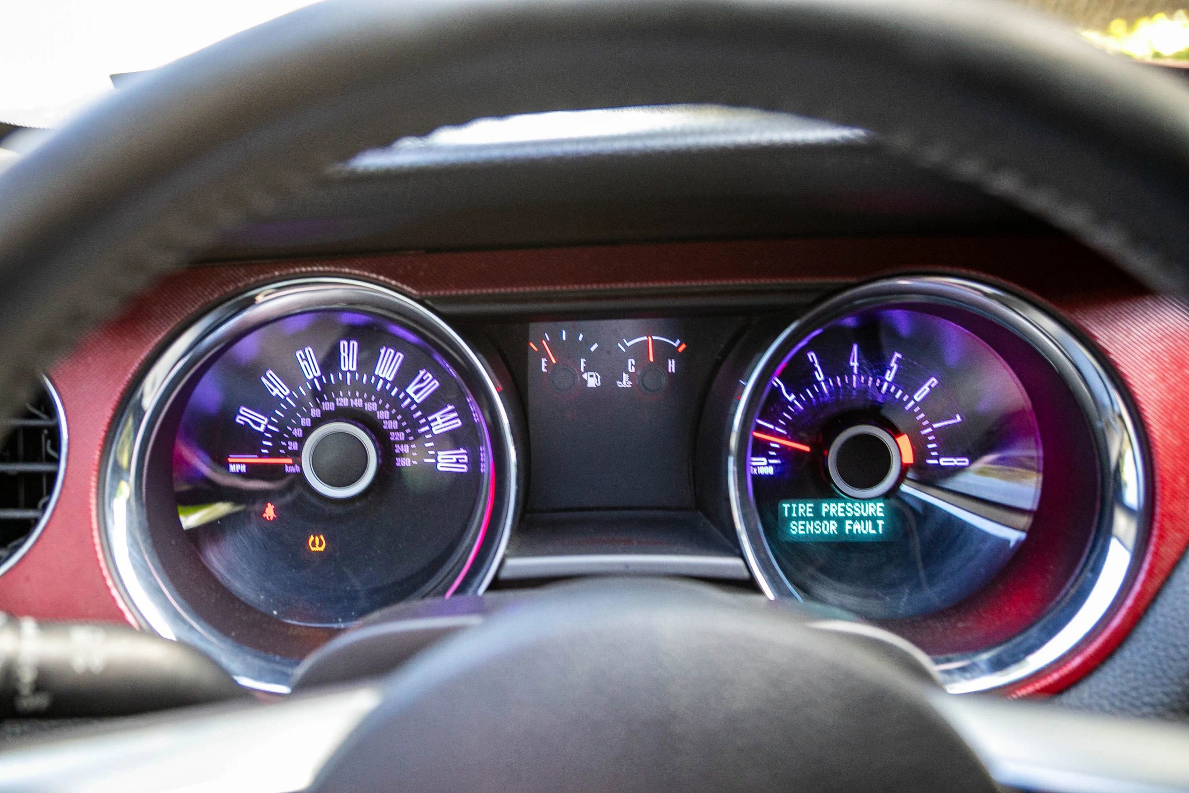 Used 2013 Ford Mustang Coupe RWD image 31