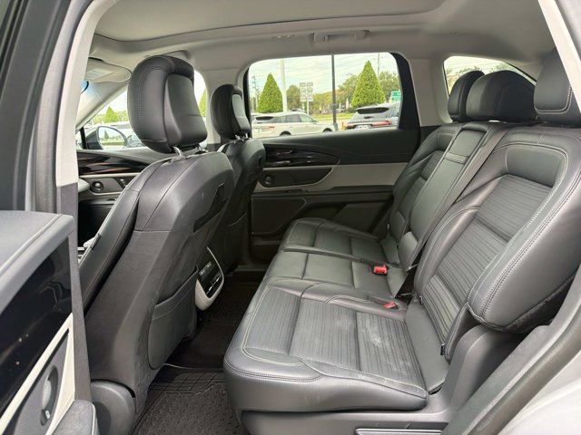 Certified 2024 Lincoln Nautilus Reserve w/ Equipment Group 202A AWD/4WD image 16