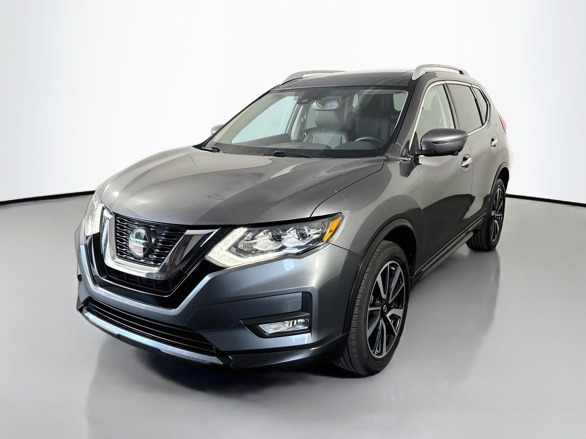 Used 2019 Nissan Rogue SL w/ Premium Package AWD/4WD image 4