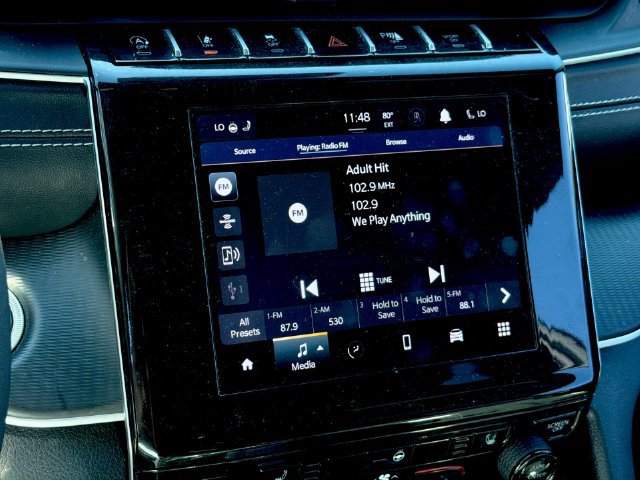 Used 2023 Jeep Grand Cherokee Altitude AWD/4WD image 12
