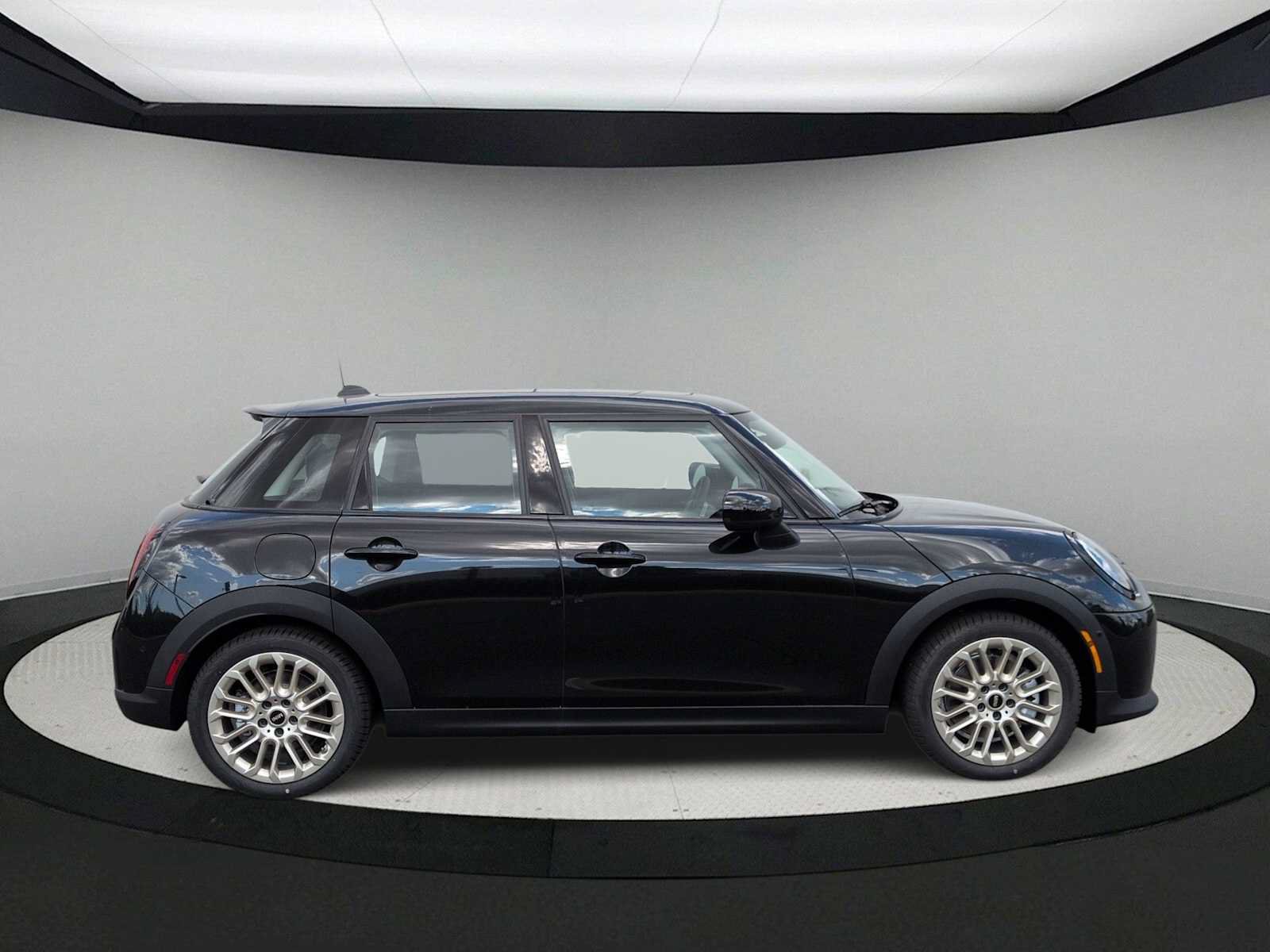 Used 2026 MINI Cooper S FWD image 9