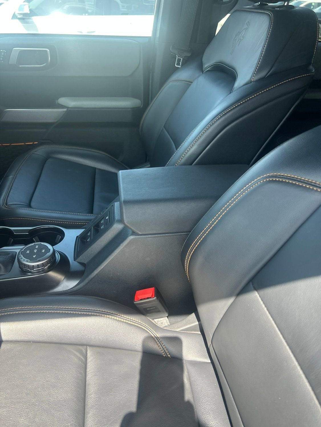 Used 2022 Ford Bronco Badlands AWD/4WD image 8