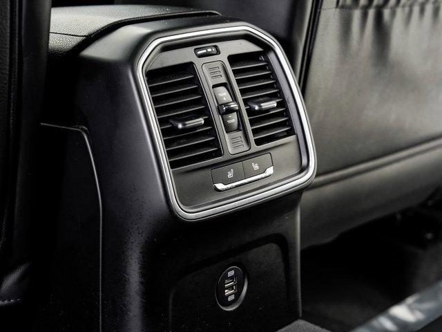 Used 2017 Porsche Macan image 26