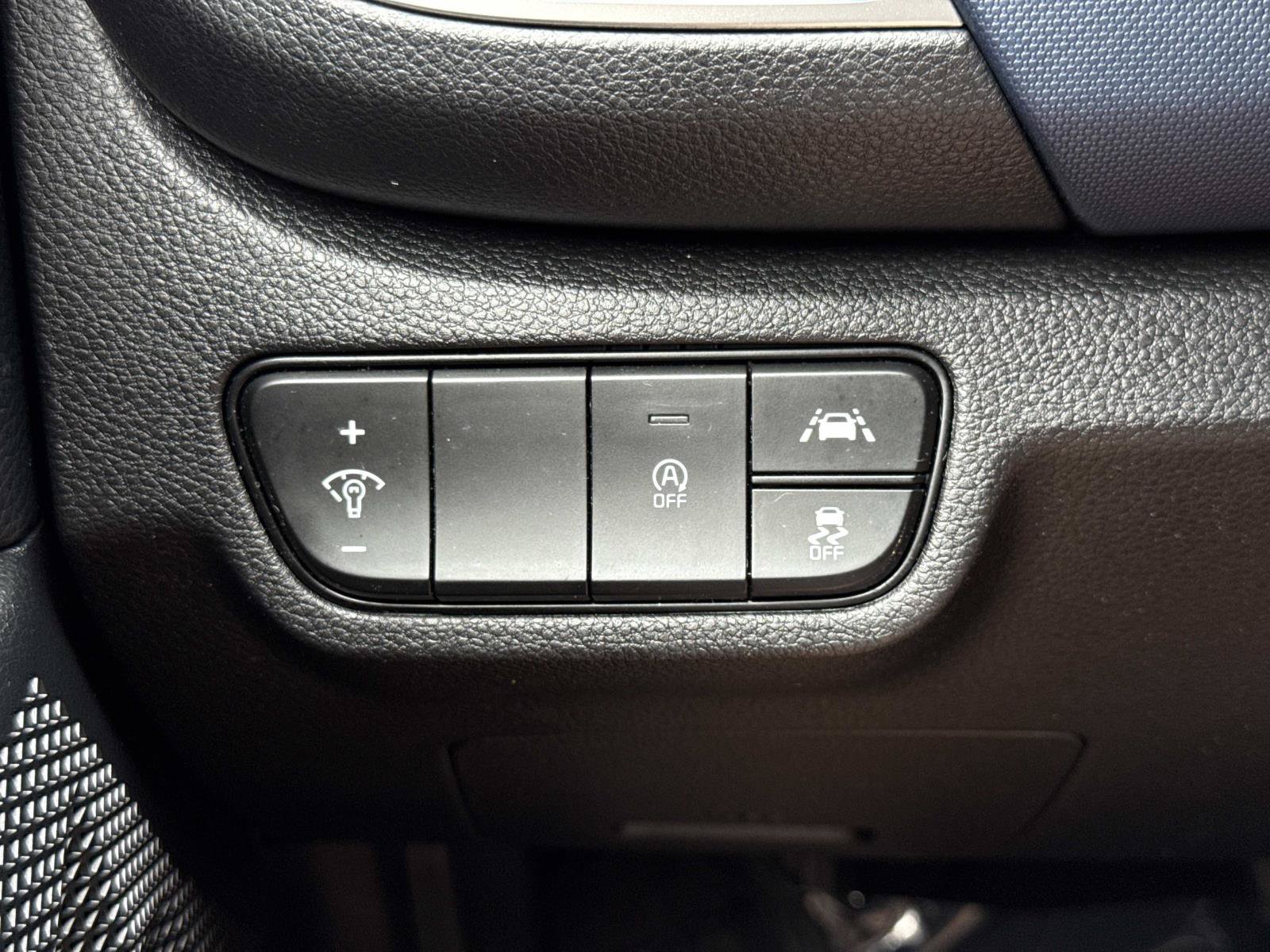 Used 2023 Kia Seltos S w/ Navigation Package AWD/4WD image 19