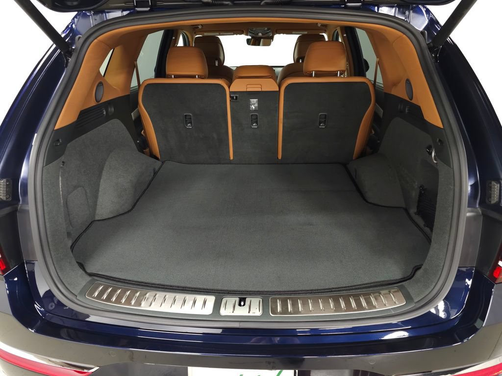 Used 2025 Genesis GV80 2.5T Advanced AWD/4WD image 9