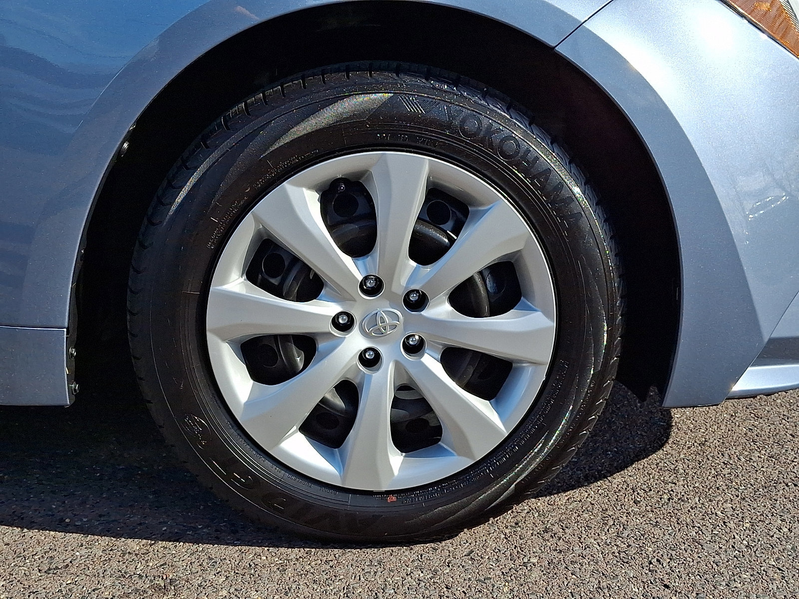 Certified 2025 Toyota Corolla LE FWD image 8