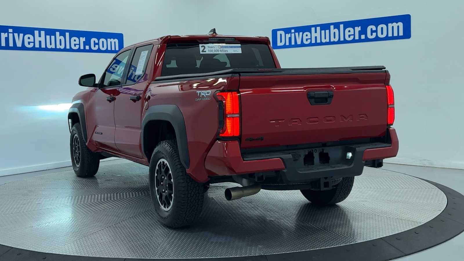 Used 2025 Toyota Tacoma TRD Off-Road AWD/4WD image 6