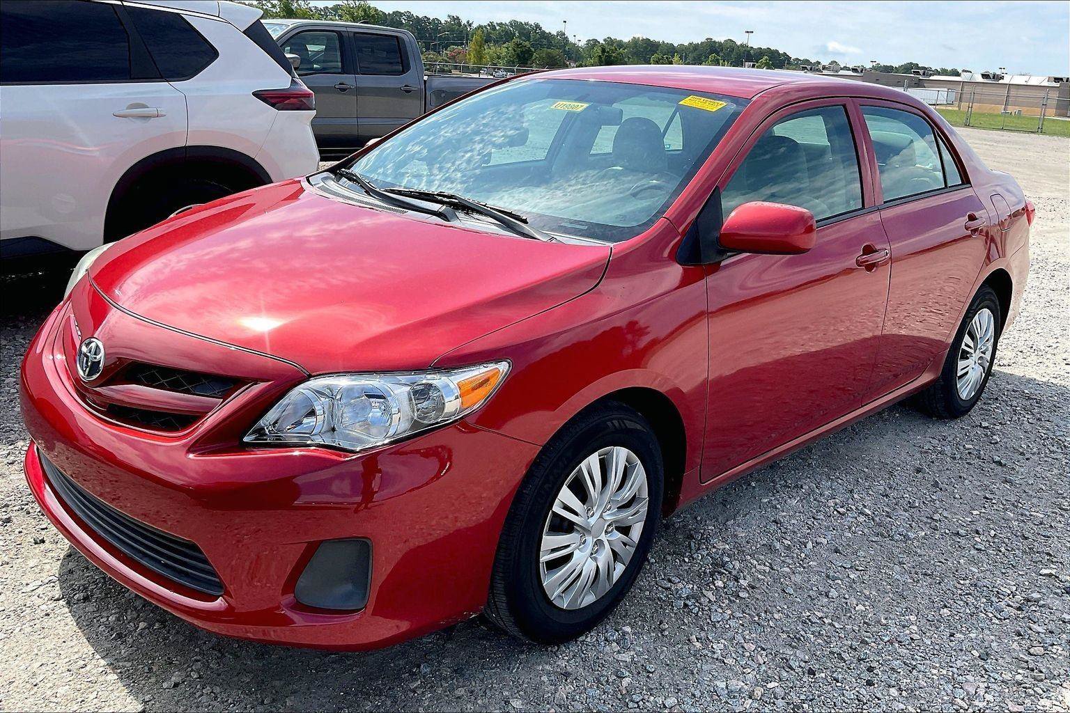 Used 2013 Toyota Corolla L FWD image 2