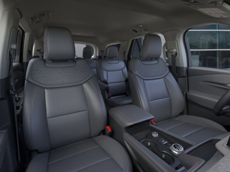 New 2025 Ford Explorer Active w/ Active Comfort Package image 12