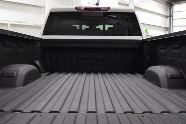 Used 2024 GMC Sierra 2500 AT4 w/ AT4 Premium Plus Package image 27