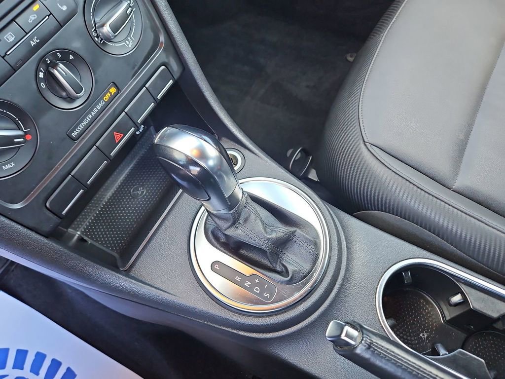 Used 2014 Volkswagen Beetle 2.5 image 18