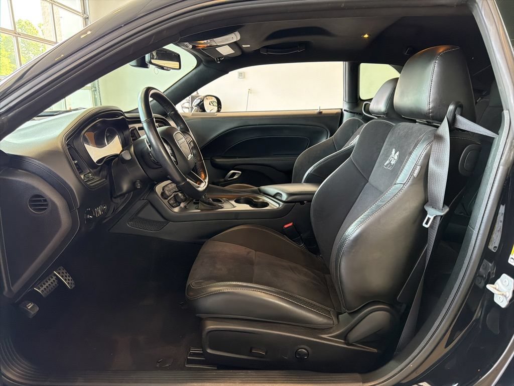 Used 2023 Dodge Challenger R/T Scat Pack RWD image 10
