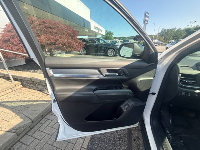New 2026 GMC Terrain Elevation w/ Elevation Premium Package AWD/4WD image 6