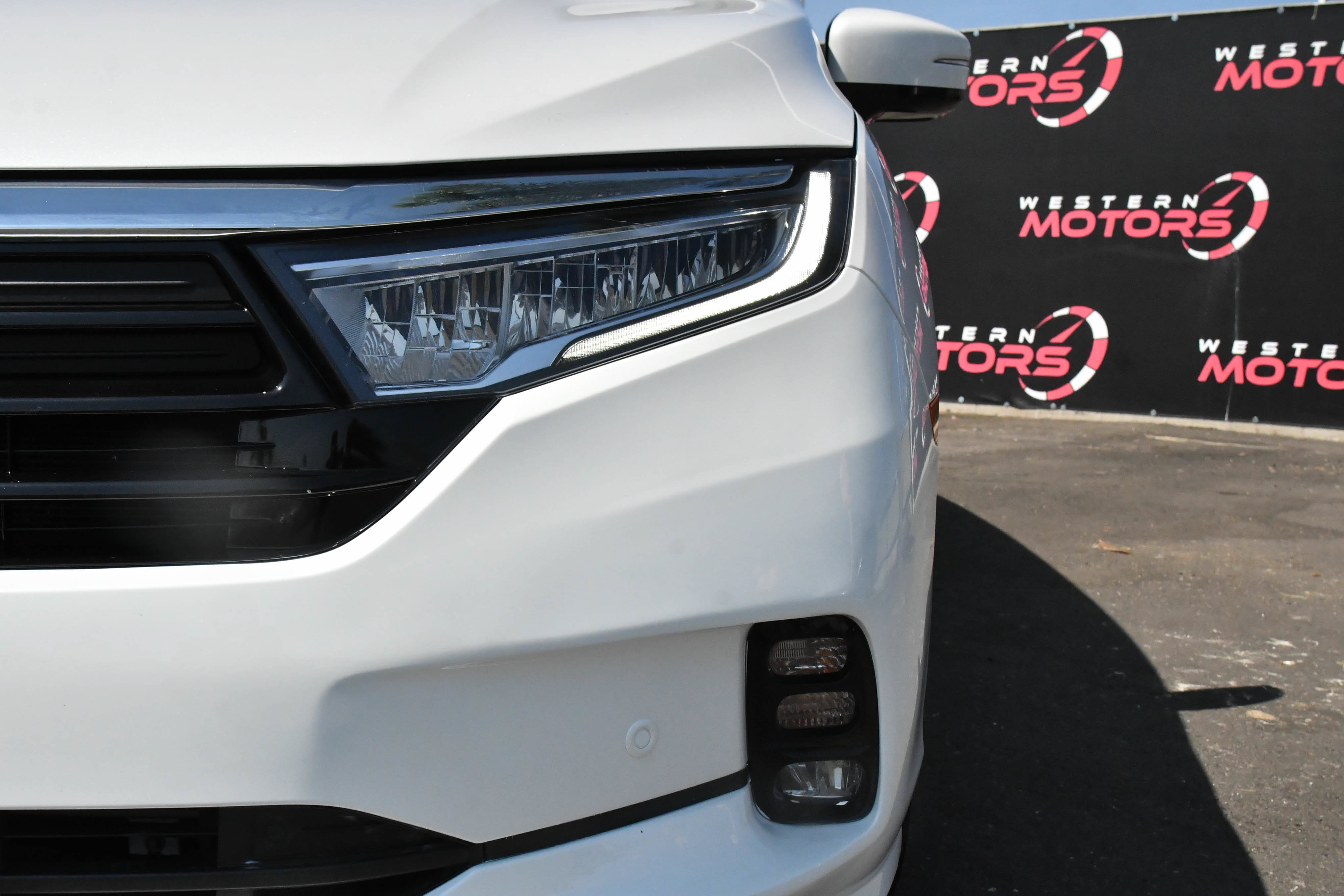 Used 2023 Honda Odyssey Elite image 11