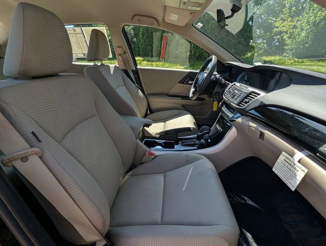 Used 2016 Honda Accord LX image 11