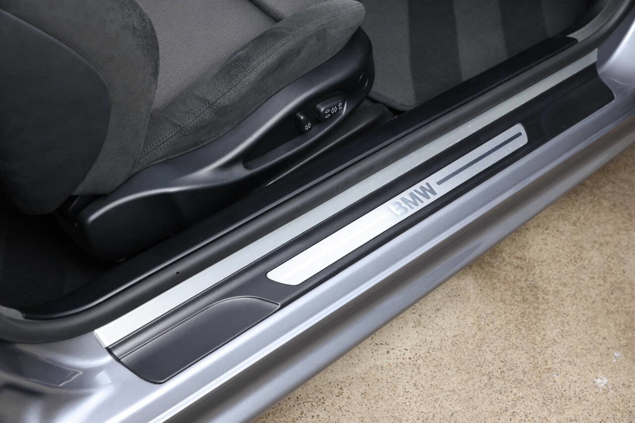 Used 2004 BMW 330Ci Coupe image 64