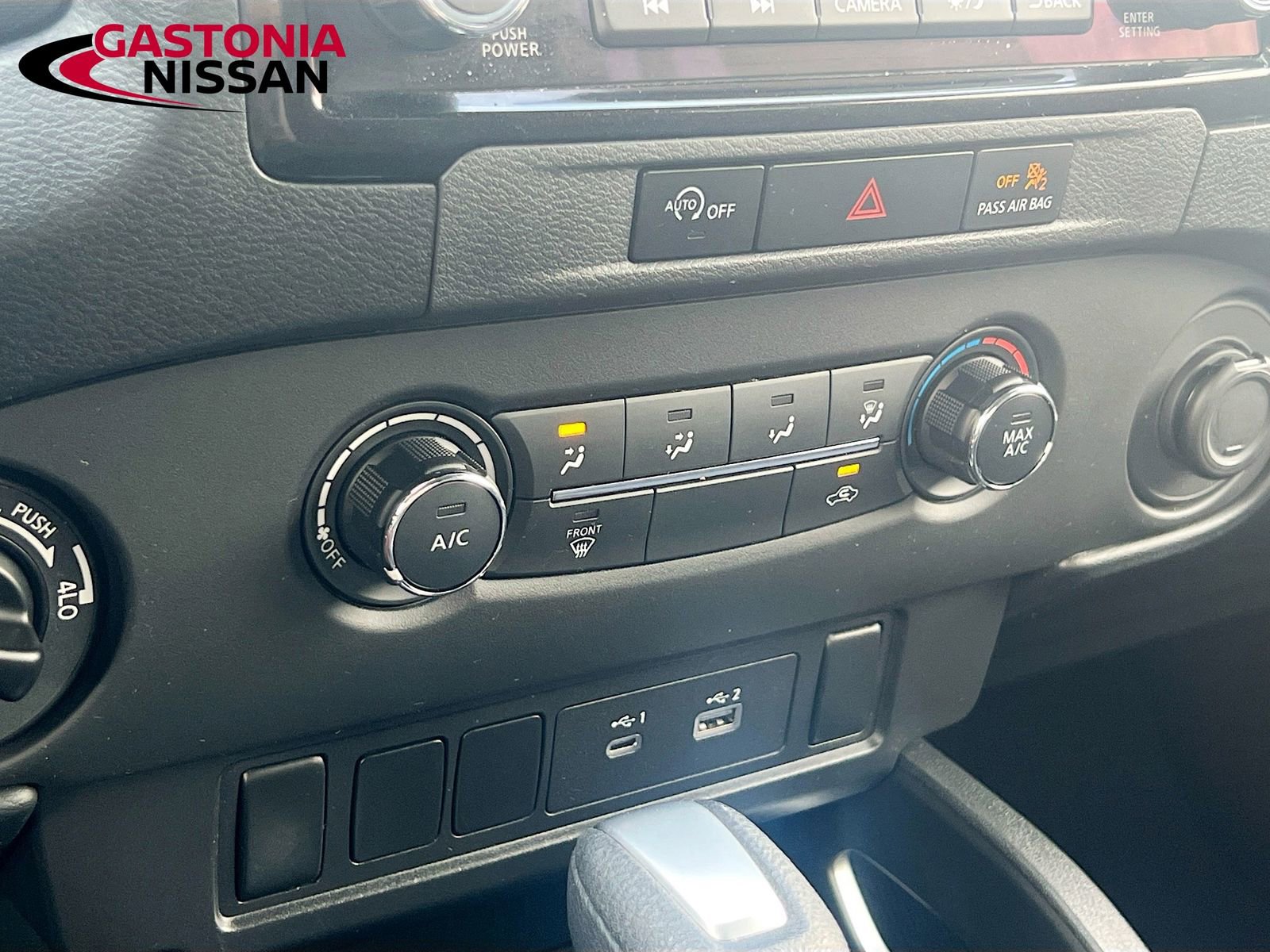 Used 2023 Nissan Frontier SV image 19