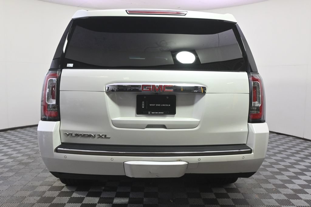 Used 2019 GMC Yukon XL Denali w/ Denali Ultimate Package AWD/4WD image 5