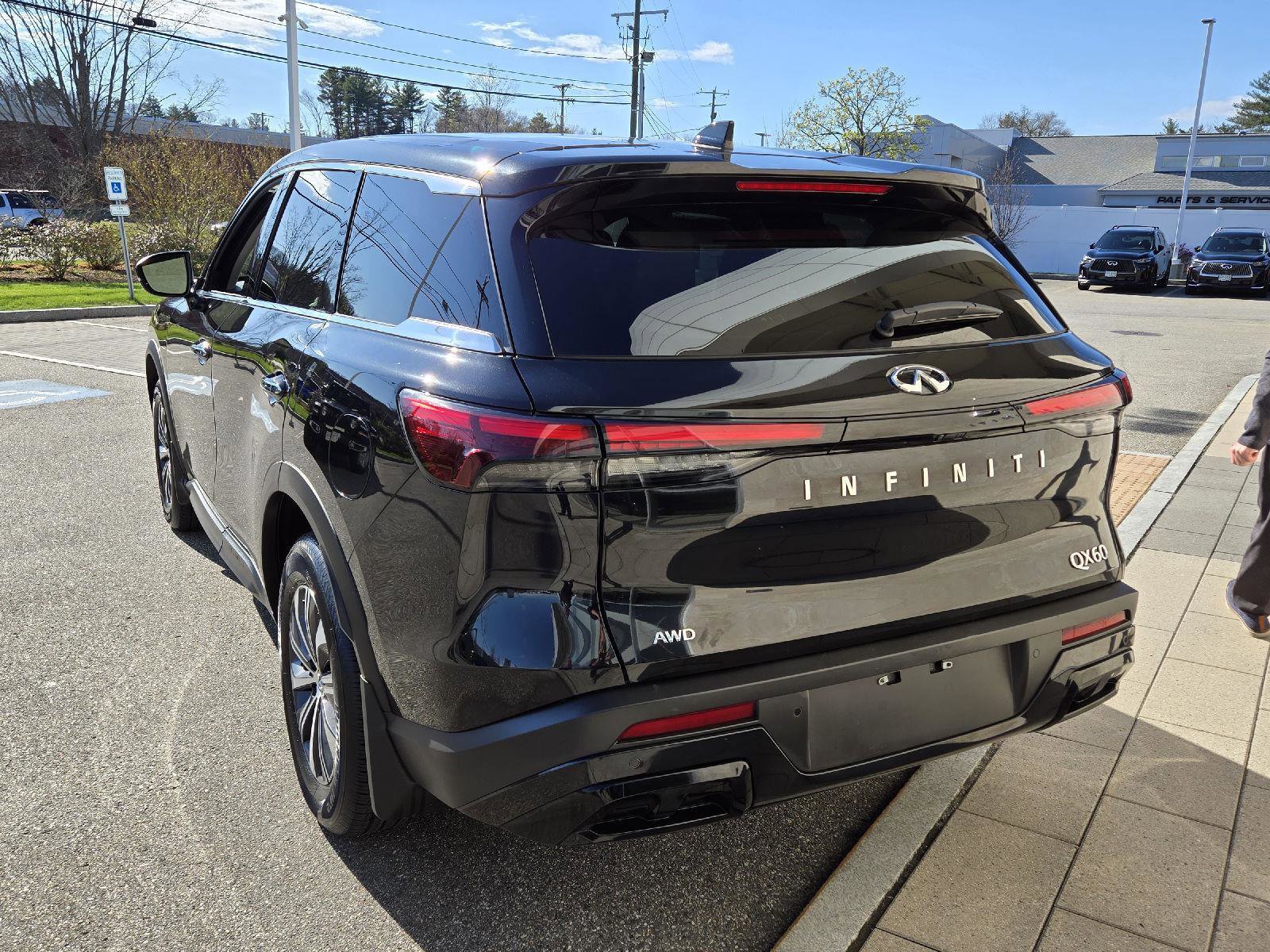 Certified 2023 INFINITI QX60 Pure image 14