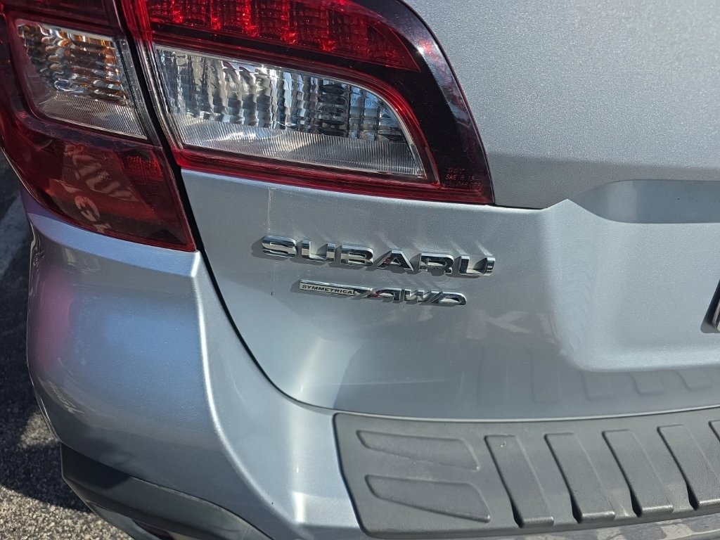 Used 2018 Subaru Outback 2.5i Premium AWD/4WD image 9