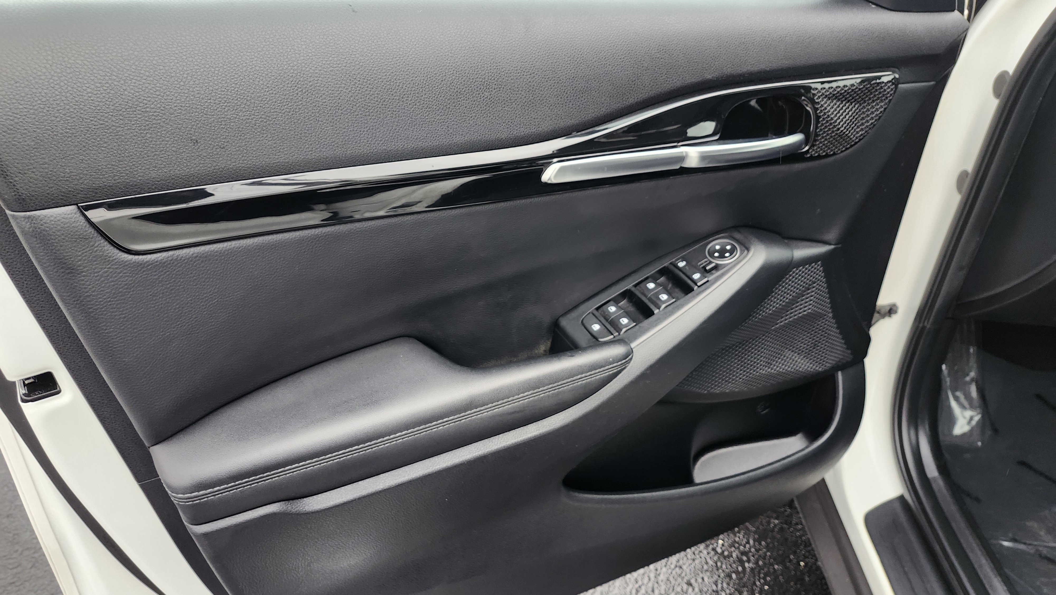 Used 2024 Kia Seltos S image 17