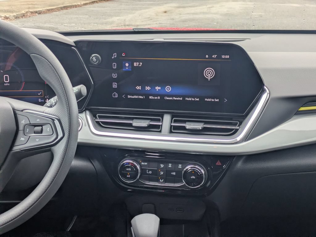 New 2026 Chevrolet Trax LT FWD image 18