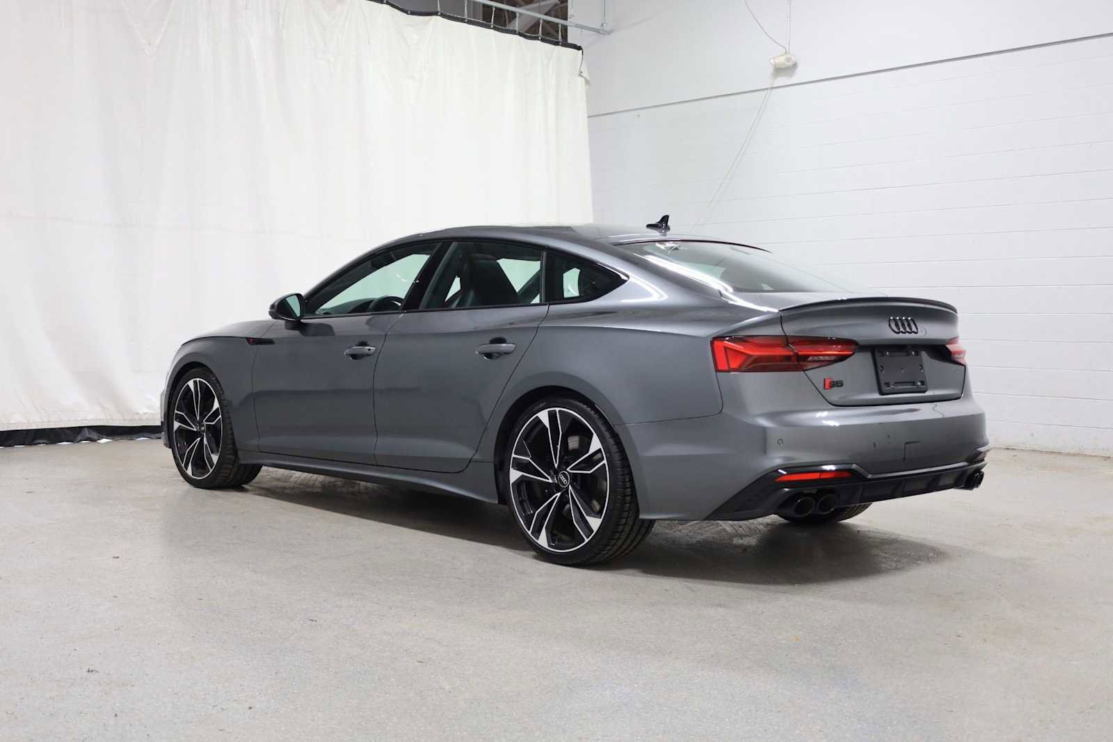 Used 2023 Audi S5 Premium Plus w/ Premium Plus Package image 3