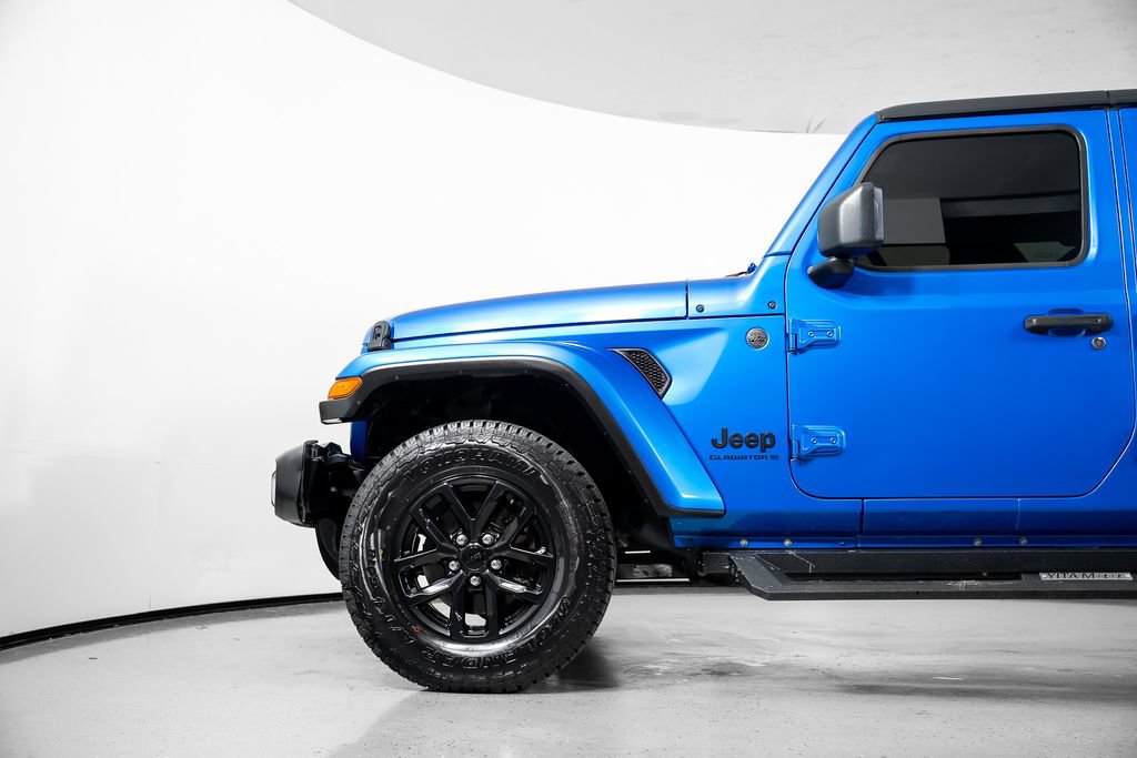 Used 2023 Jeep Gladiator Sport AWD/4WD image 14