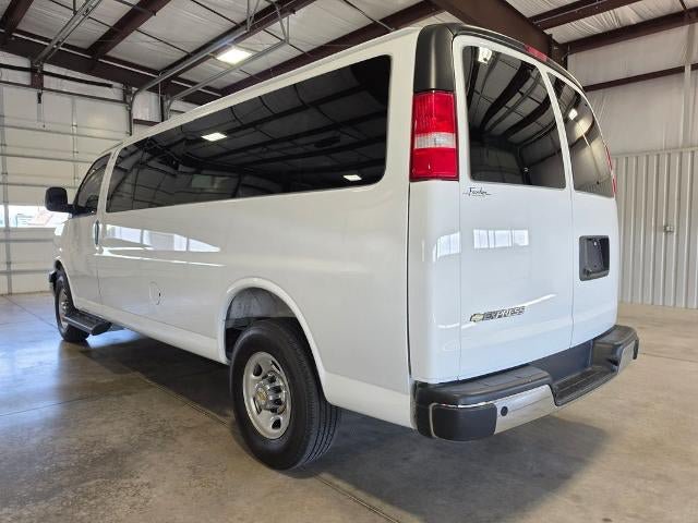 Used 2025 Chevrolet Express 3500 LT w/ LT Preferred Equipment Group RWD image 3